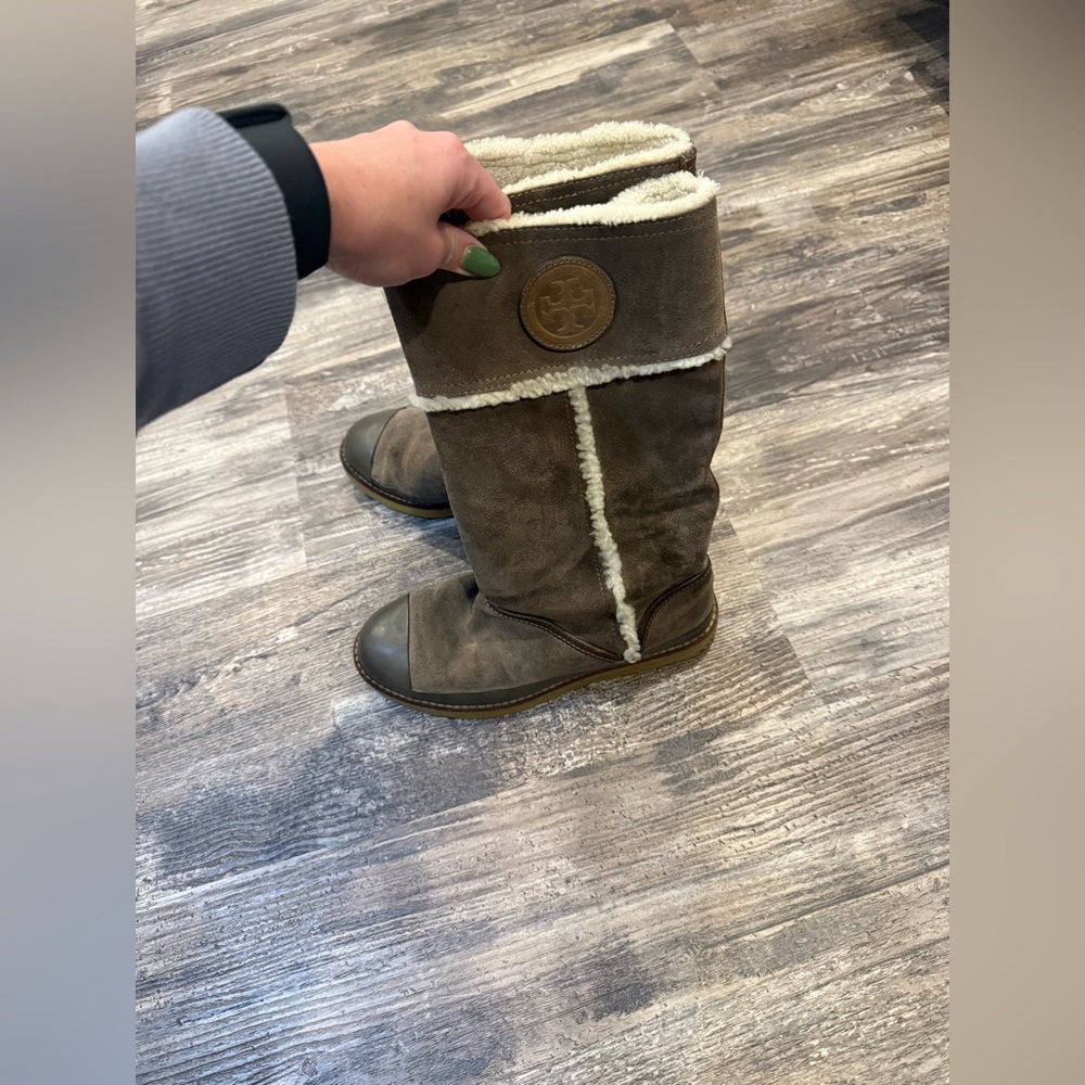 Tory Burch Nadine Shearling Sheepskin Suede Winter Snow Boots